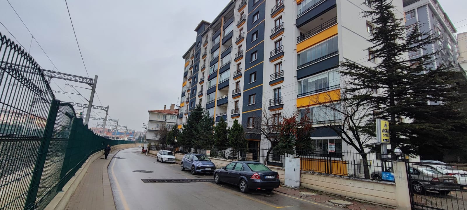 ANKARA MAMAK ŞAFAKTEPE MAHALLESİ SATILIK DAİRE
